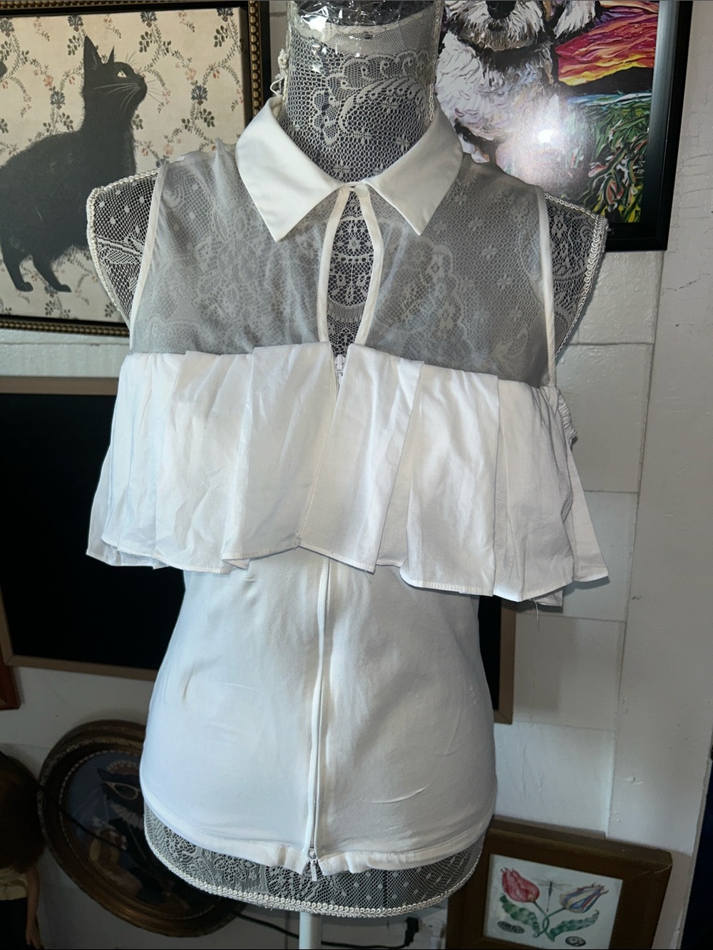 Anne Fontaine White Lace Yoke Ruffle Camisole